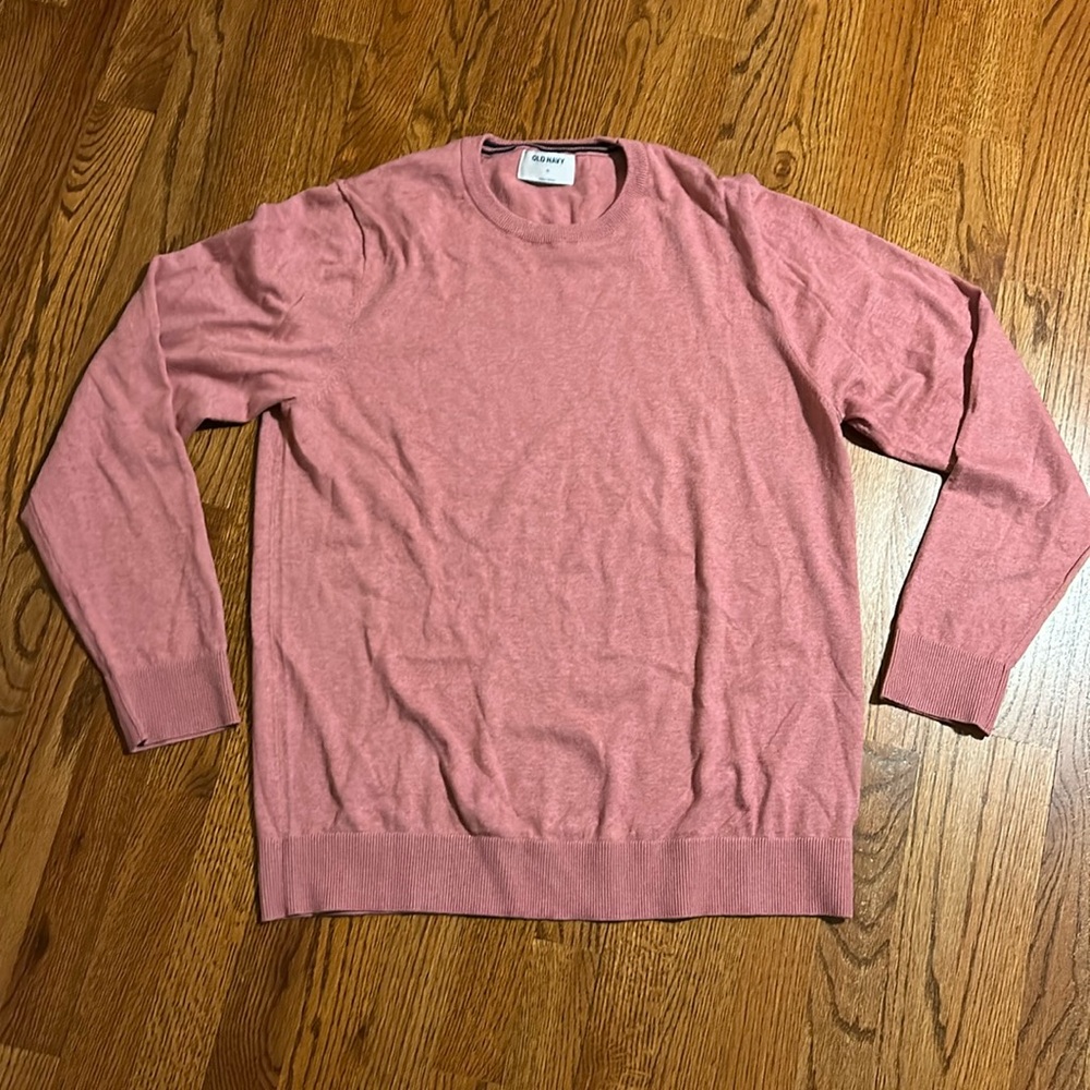 Men’s Old Navy shirt